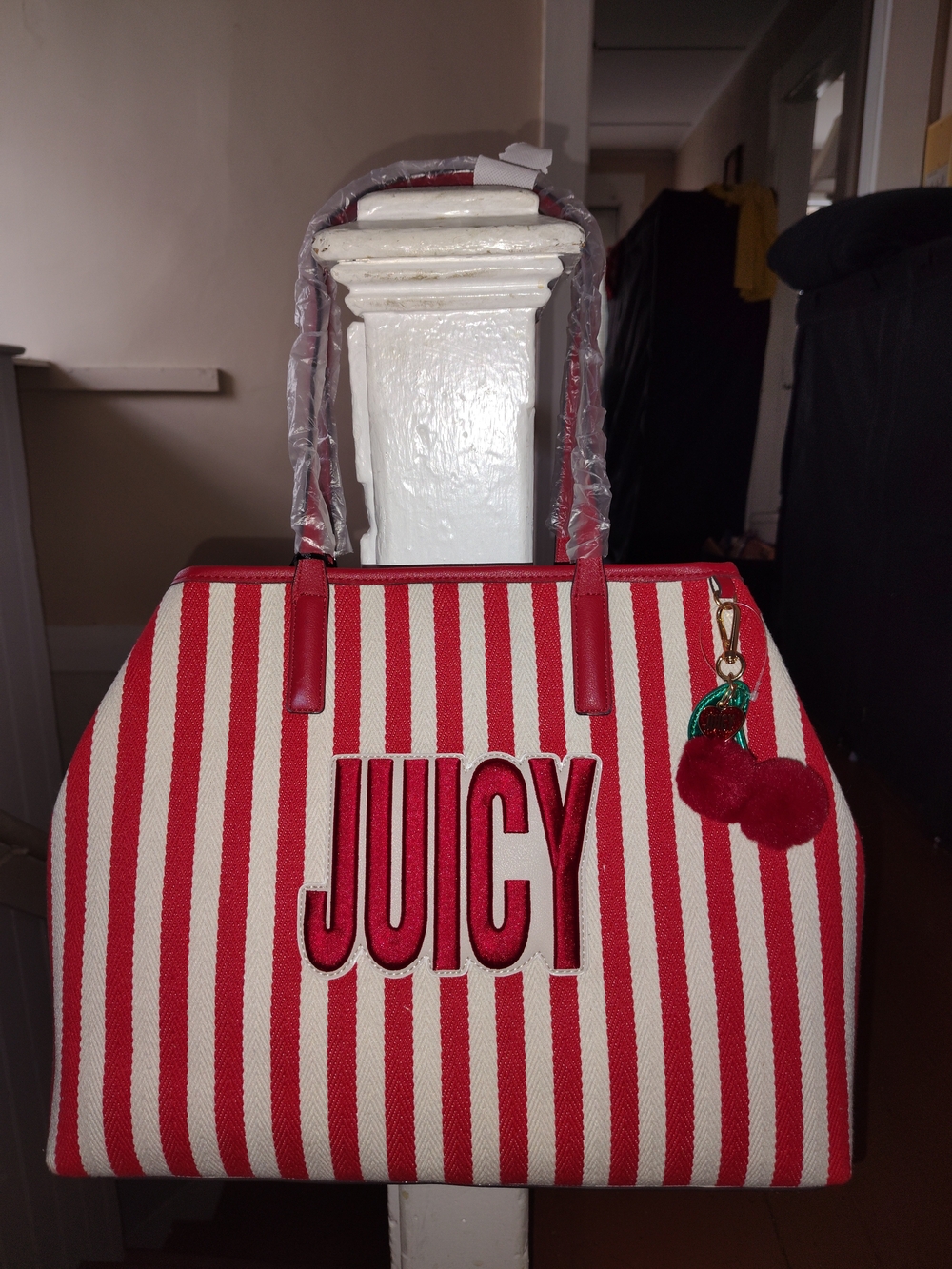 NWT Juicy Couture Breezy Babe Oversized Tote With Cherry charm & Attached Pouch